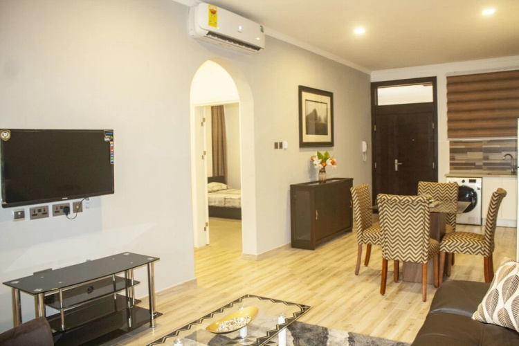 Emerald Suites