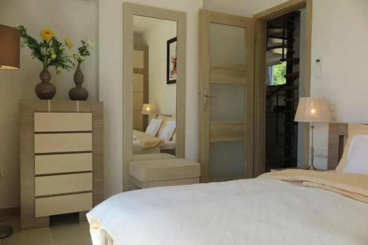 ARILLAS HILLSIDE VILLA 3 - Provence