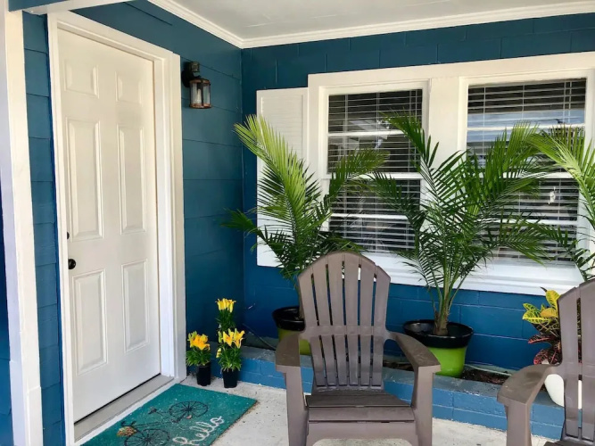 Surf Shack - Classic PCB - Steps to Beach Access