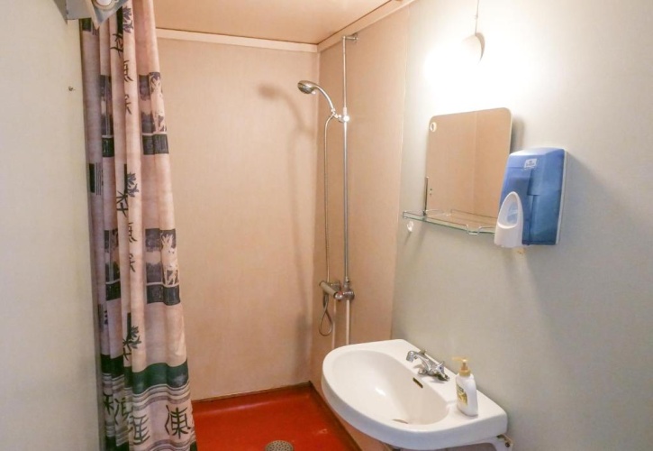 Economy Twin room