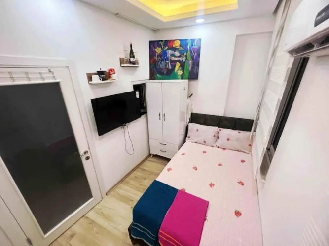 A TINY FLAT IN OLD TOWN AREA 850€ Per mounth