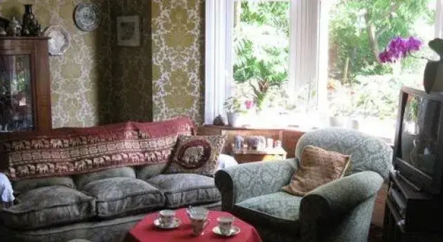 Grove Guest House