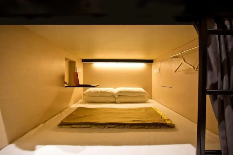 7 Wonders Hostel