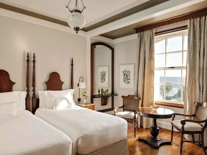 Deluxe room with water view