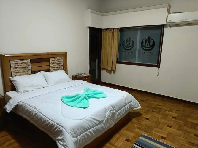 Luna Hotel