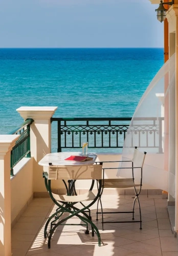 2 Bedrooms Double Suite with balcony and with partial sea view