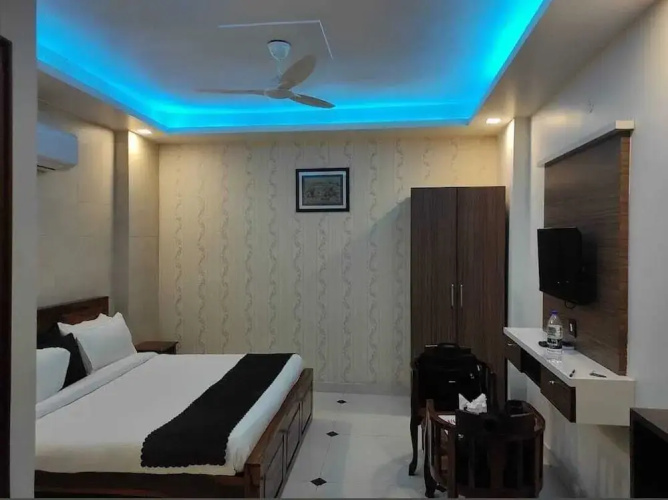Lavit Hotel