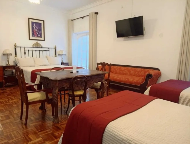1 Bedroom Deluxe Quadruple room with courtyard view