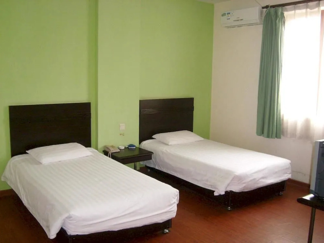 Shanghai Shenhua Hotel