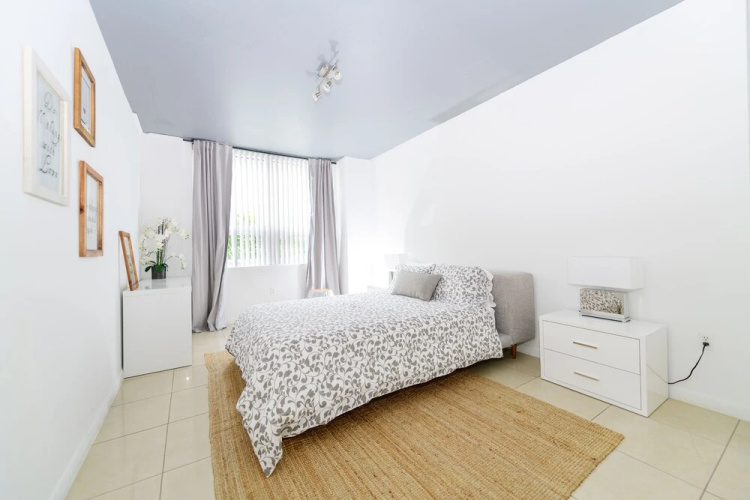 Miami World Rental - Midtown 507