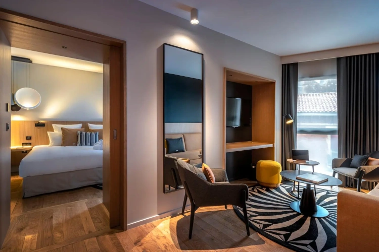 Suite