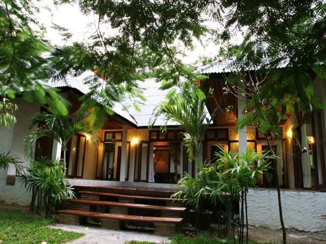 Honeymoon Double Suite beachfront