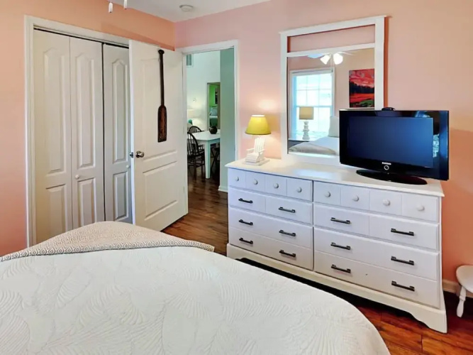 Back River Bungalow by Tybee Vacation Rentals