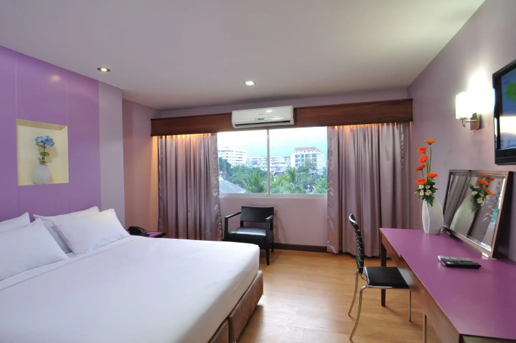 Mayflower Grande Hotel Chiang Mai