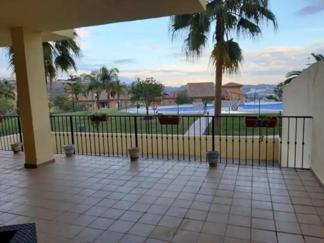 3 Bedrooms Apartment