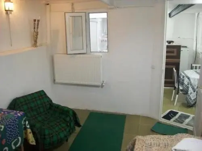 Guest House White Rooms