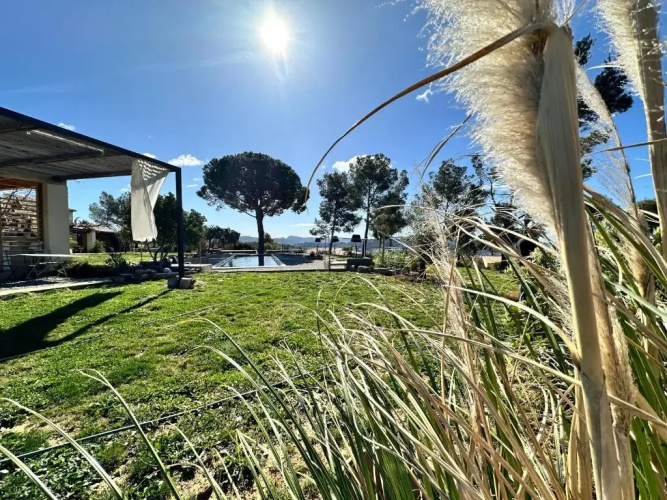 Simple Home