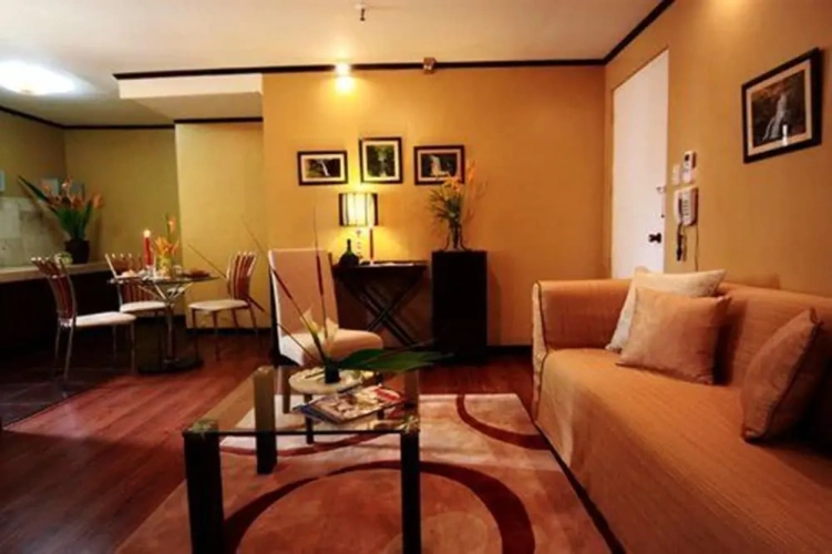 Deluxe Suite with balcony