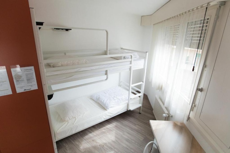 Bed in Dorm