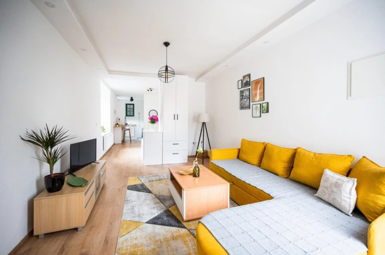 Modern Studio Apartment in the Old Town