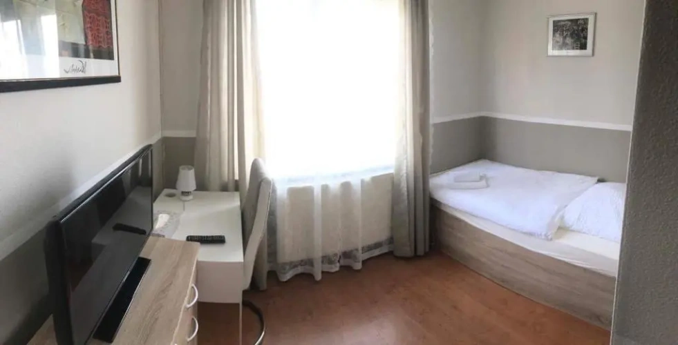 Standard Double room with view