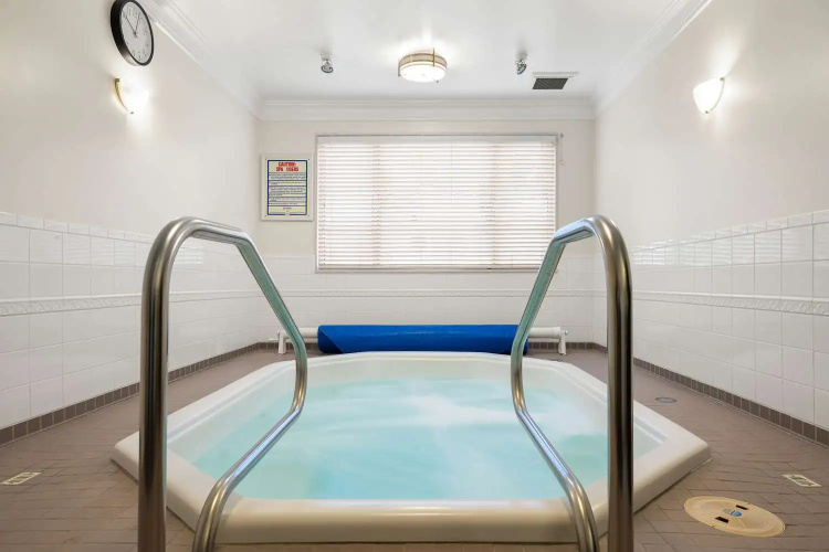 Best Western Plus Columbia River Hotel photo 24
