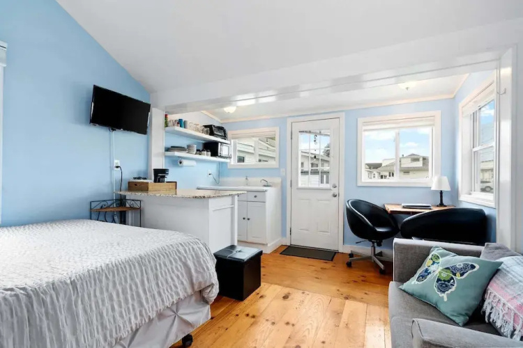 Shore Delight Studio for 2!