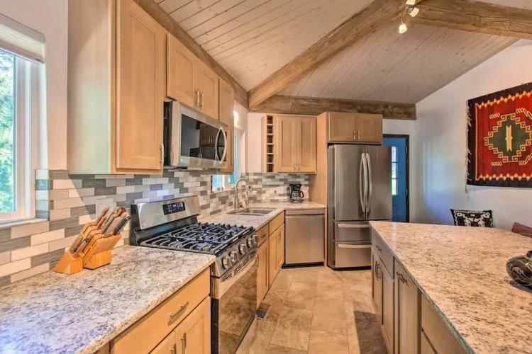 2 Bedrooms Cottage