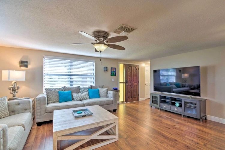 3 Bedrooms Cottage