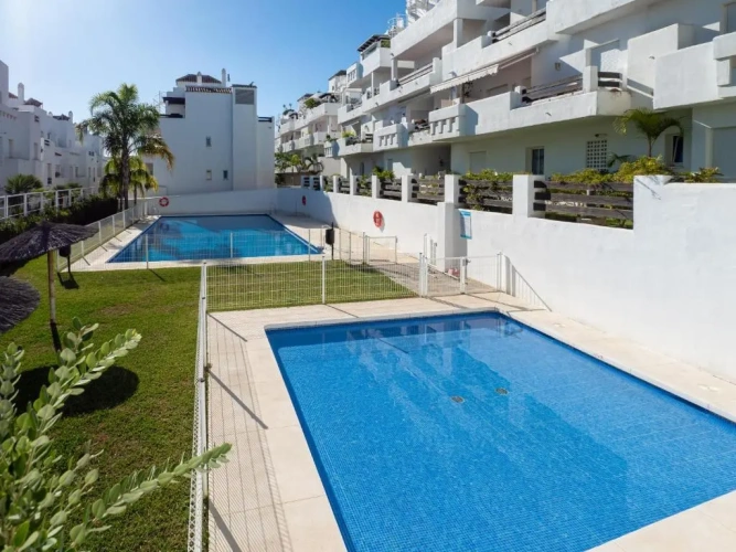 3 Bedrooms Apartment