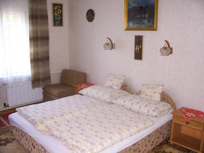 Crystal Apartement A