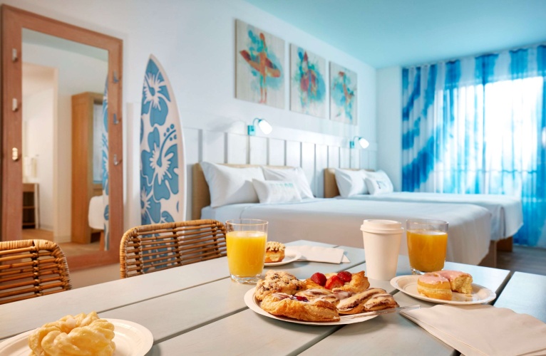 Universal's Endless Summer Resort - Surfside Inn & Suites photo 12