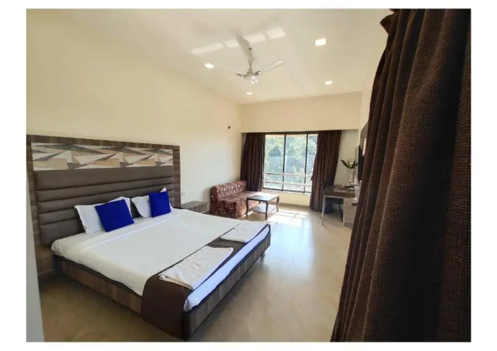 Hotel Lalit Inn