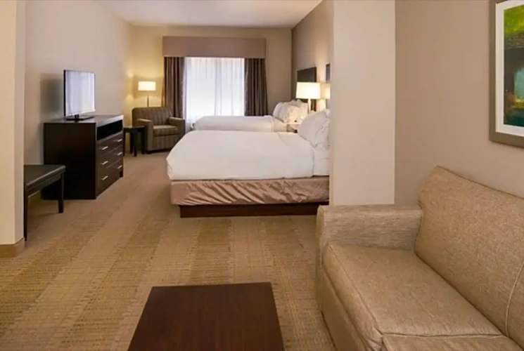 Quadruple Suite