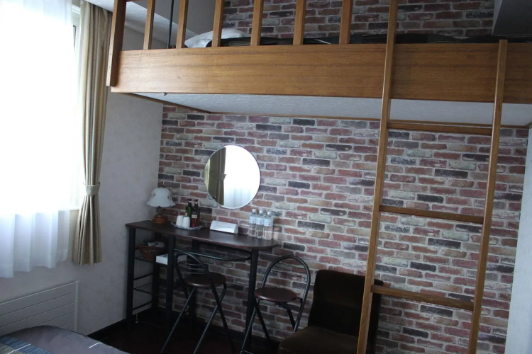 petit-hotel #MELON Furano