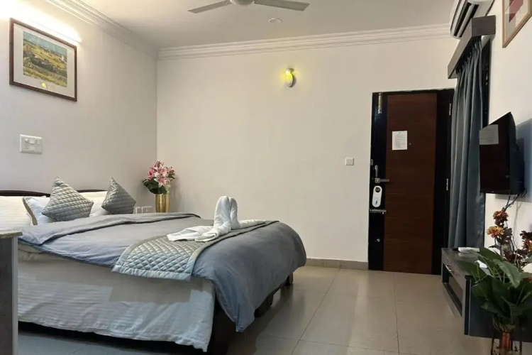 Fabhotel Om Residency