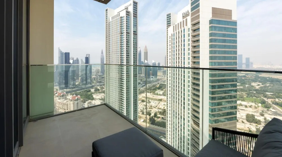 Premium 2BR Downtown Apt w Dubai Mall Access