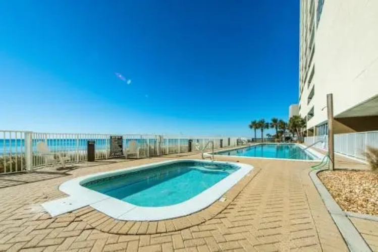 Ocean Reef 1708