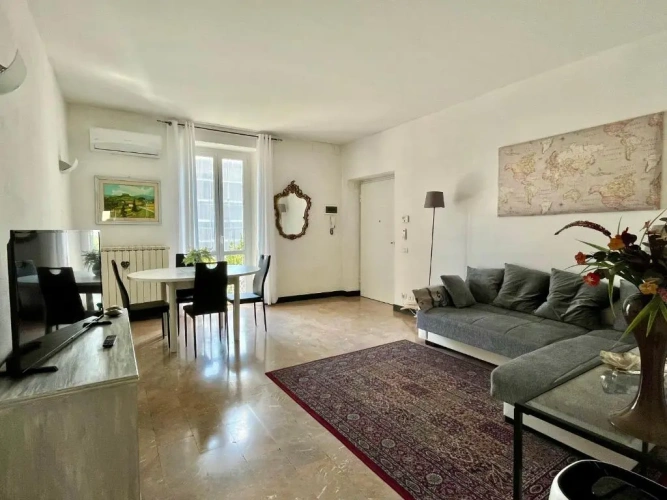 3 Bedrooms Apartment