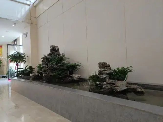 Qianhe Hotel