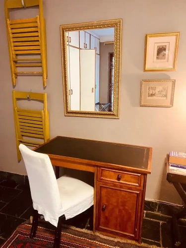 Deluxe Quadruple Studio