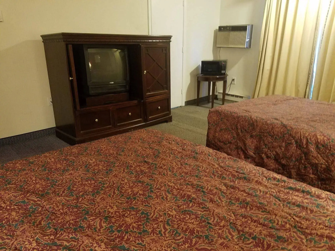 Maplehurst Motel
