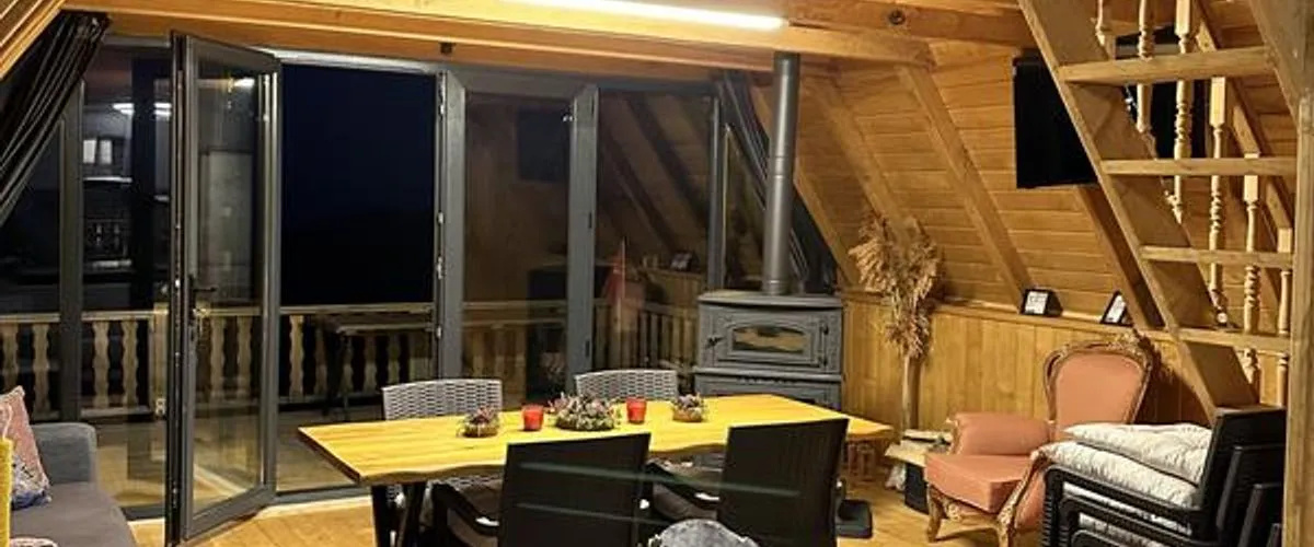 Okobale Dag Evi