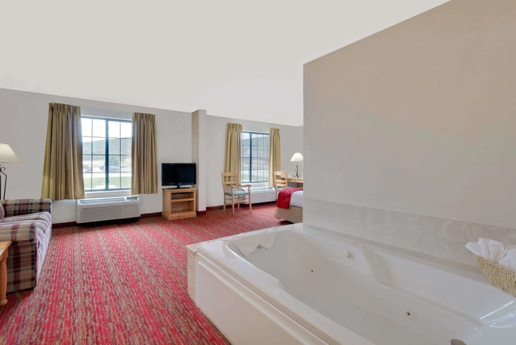 Comfort Inn & Suites Summerset - North Rapid City