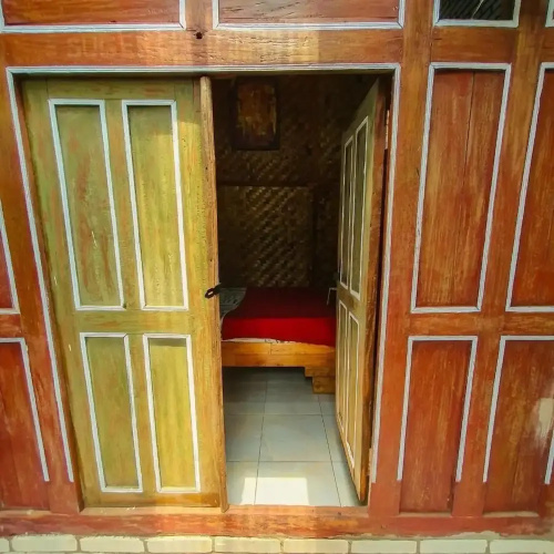 Aurora Stay Near Merapi by Smart Digital