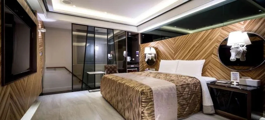 Ouge Motel Fengshan Hotel Overview