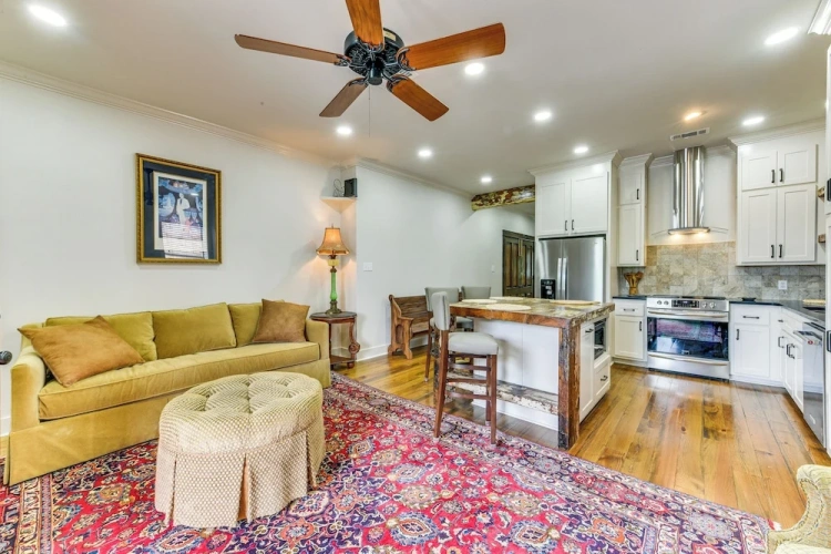2 Bedrooms Apartment with balcony