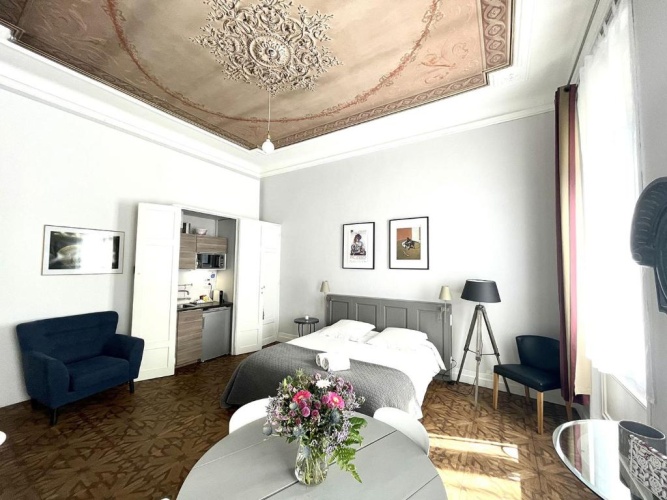 2 Bedrooms Suite
