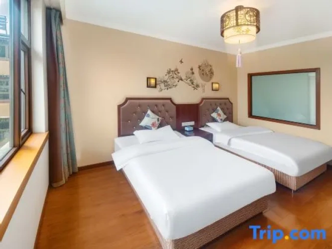 Standard room with view