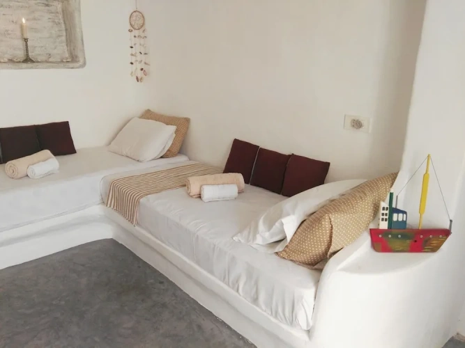 Standard Twin Club room